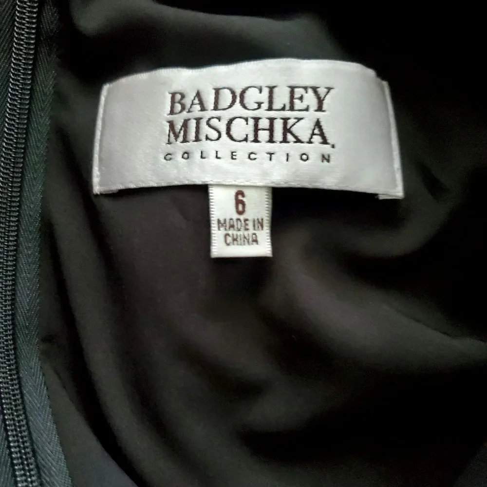 Badgley Mischka Women's Mermaid Gown 6 Black V-Neck Cap Sleeve Eveningwear - Picture 3 of 13